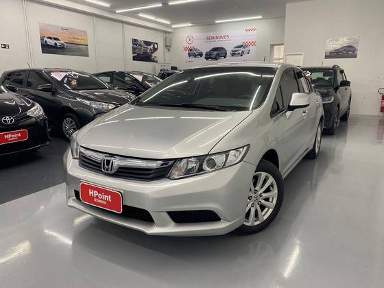 HONDA CIVIC 1.8 LXS 16V FLEX 4P AUTOMÁTICO
